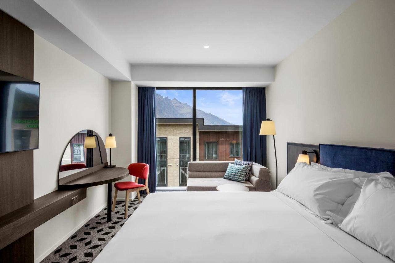 Holiday Inn Queenstown Remarkables Park エクステリア 写真