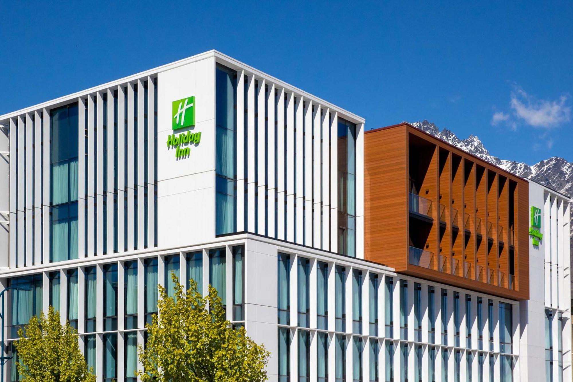Holiday Inn Queenstown Remarkables Park エクステリア 写真