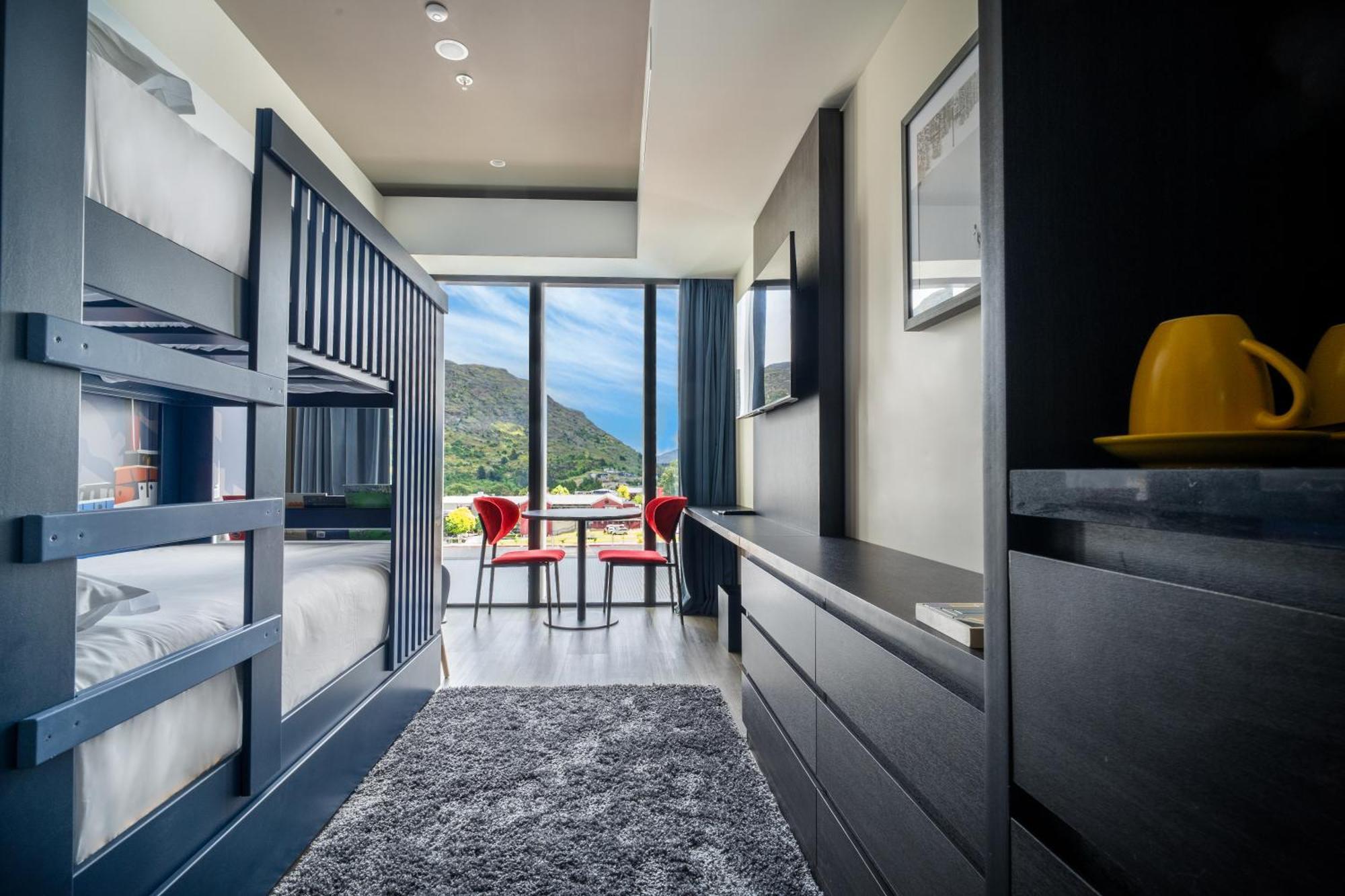 Holiday Inn Queenstown Remarkables Park エクステリア 写真