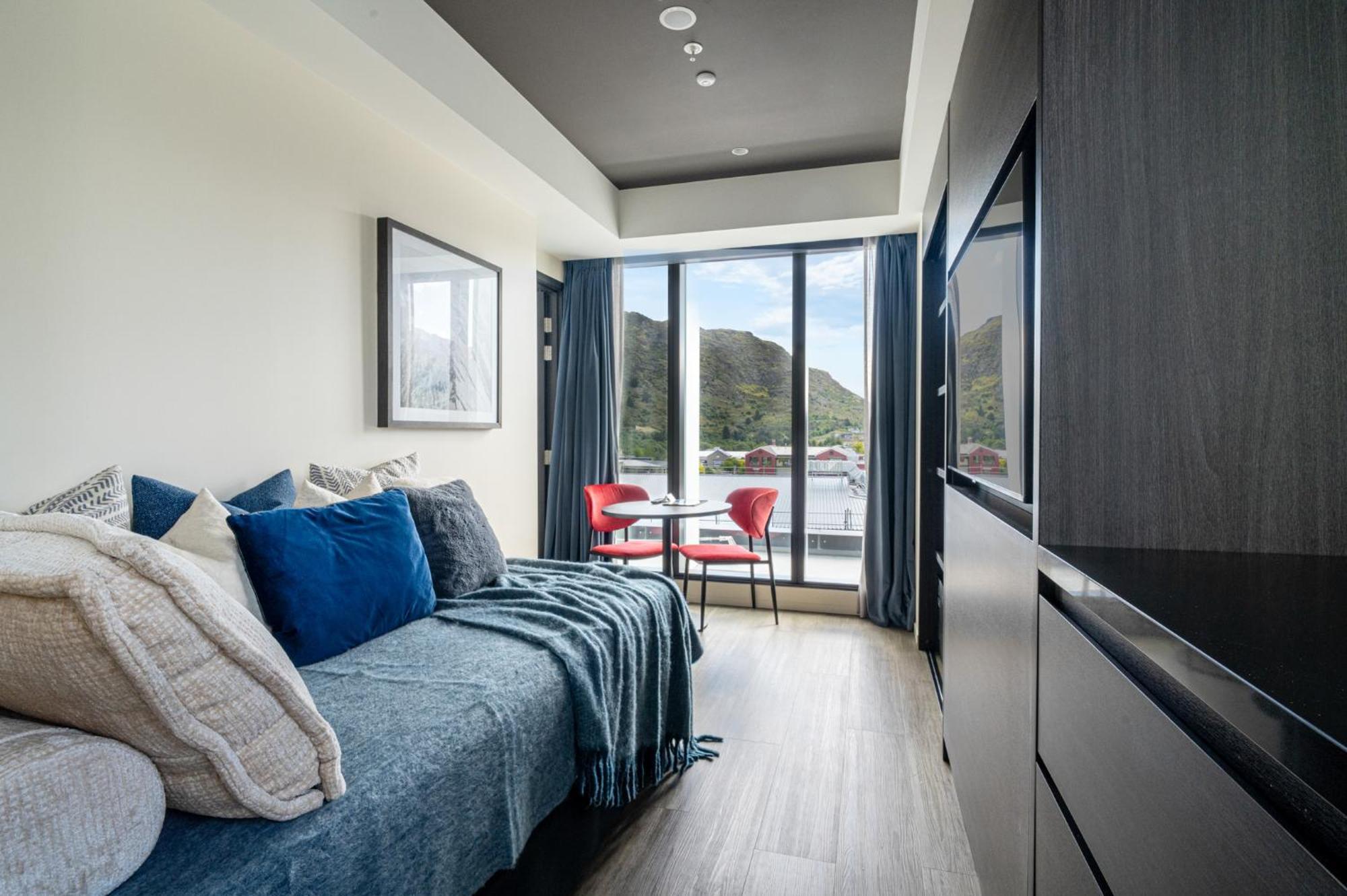 Holiday Inn Queenstown Remarkables Park エクステリア 写真